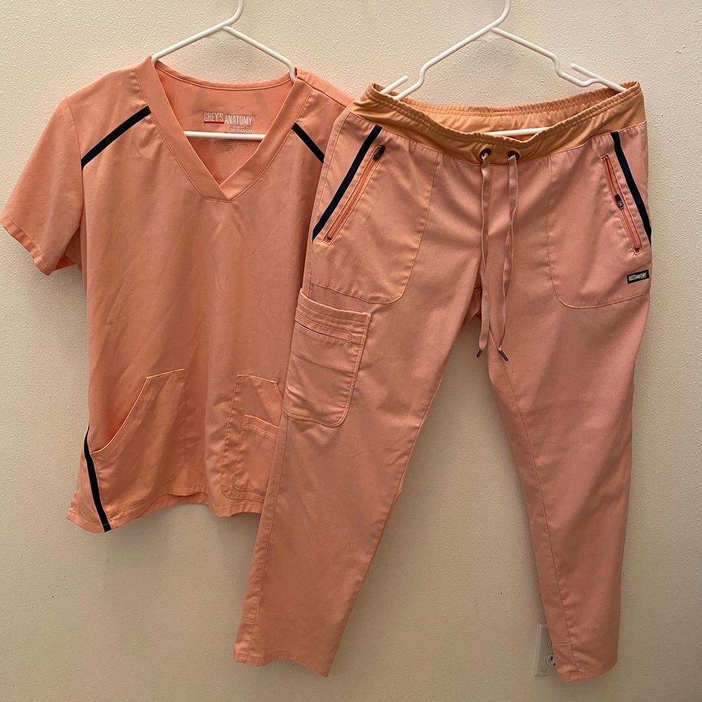 Grey’s Anatomy scrub set